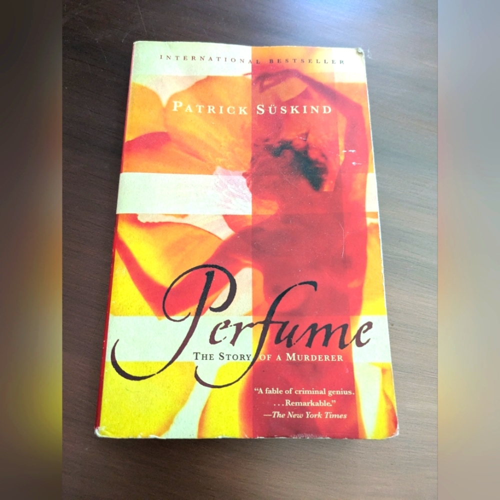 Paperback Book: Perfume